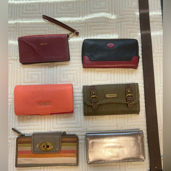 Brand new, Fossil, Guess, Nine West wallets - Picture 2 of 6